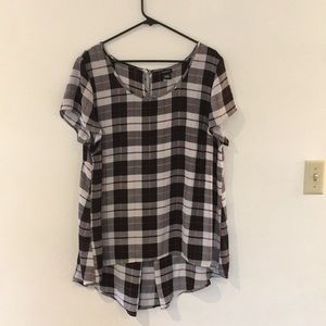Torrid hi low blouse size 1